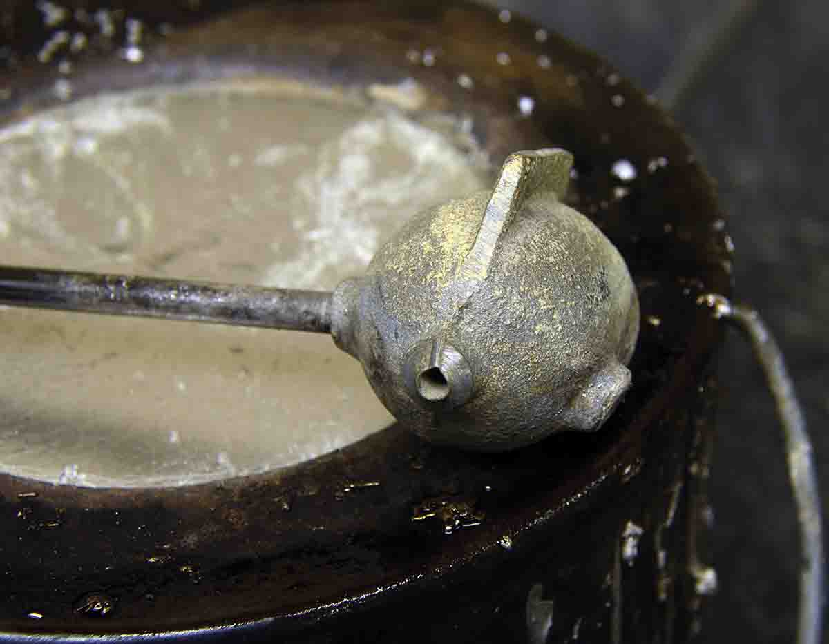 This RCBS ladle has been modified to allow air to escape from the mould.